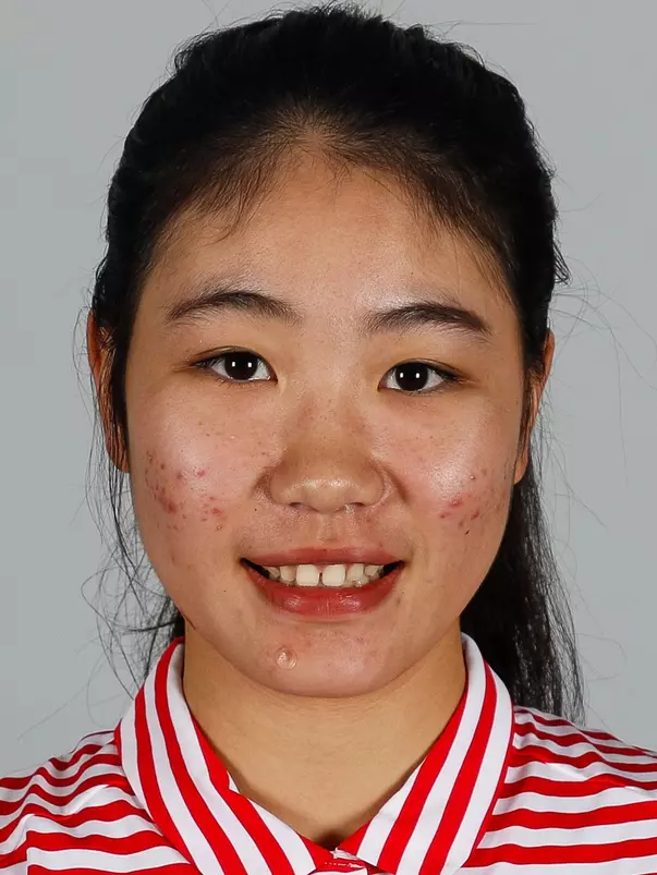 Jo-Hua Hung 2018-19 head shot.