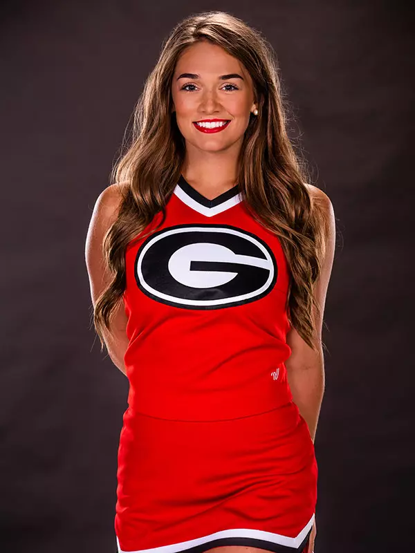 2019-20 Cheerleader - Maecie W