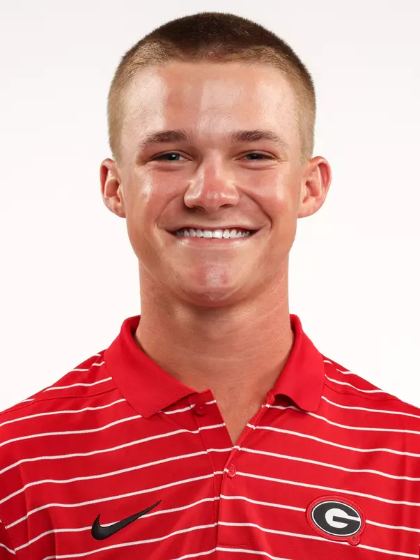 Carter Loflin headshot