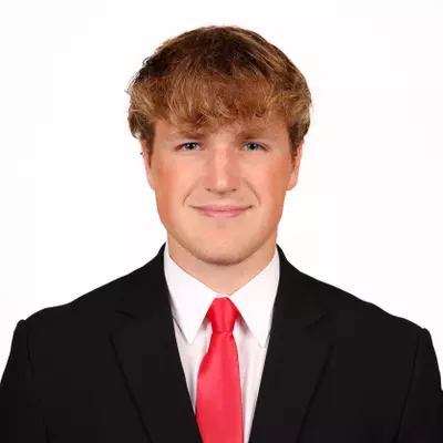 Drew Miller headshot
