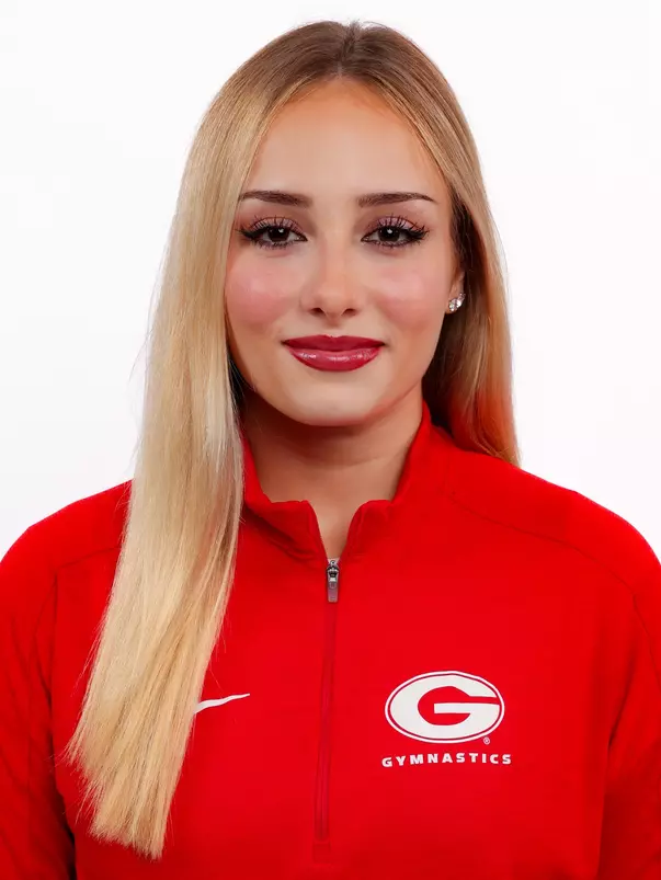 Ba´cskay, Csenge