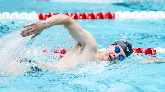 Jude Banks competes in practice for the Georgia men's swimming and diving team.