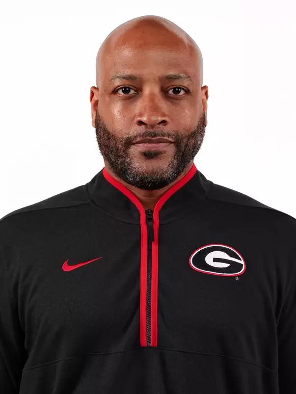 Jonas Hayes 2026-27 head shot.
