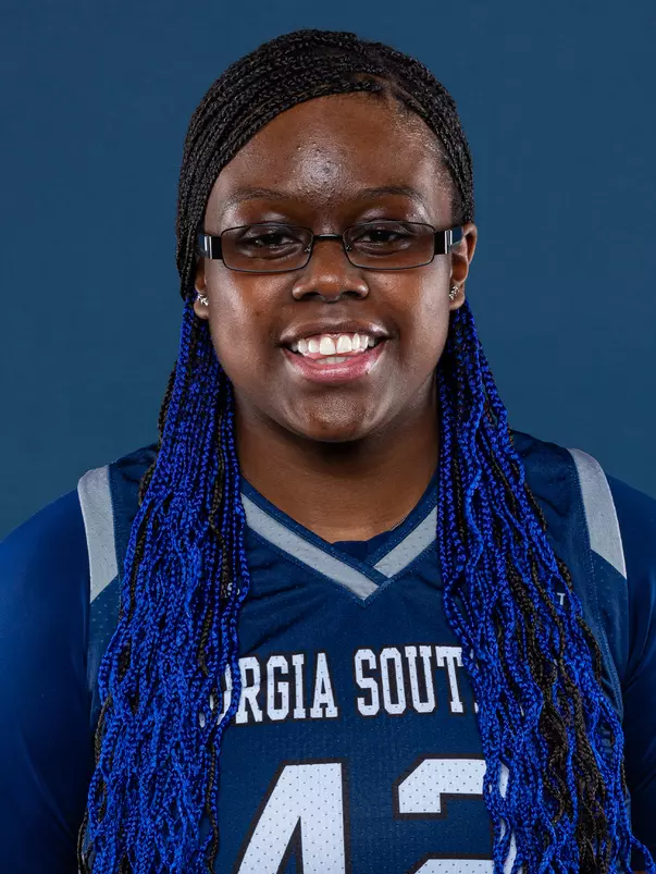 Sarah Moore 2020-21 Headshot