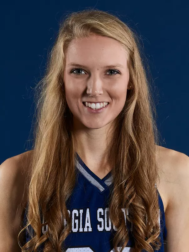 23_Hannah_Fuller_21WBB_Headshot_WEB.jpeg