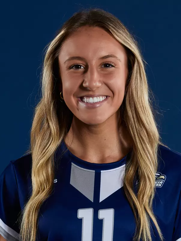 11_Olivia_Durham_21WSOC_Headshot_WEB.jpg
