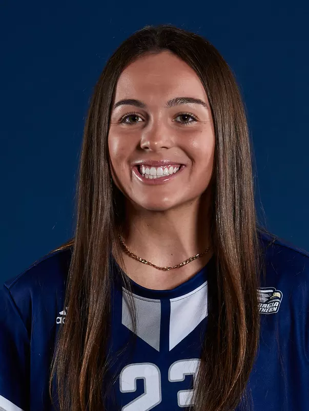 23_Larsyn_Reid_21WSOC_Headshot_WEB.jpg