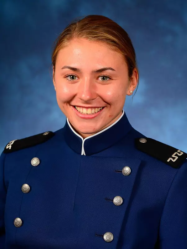 Emily Bardak Headshot