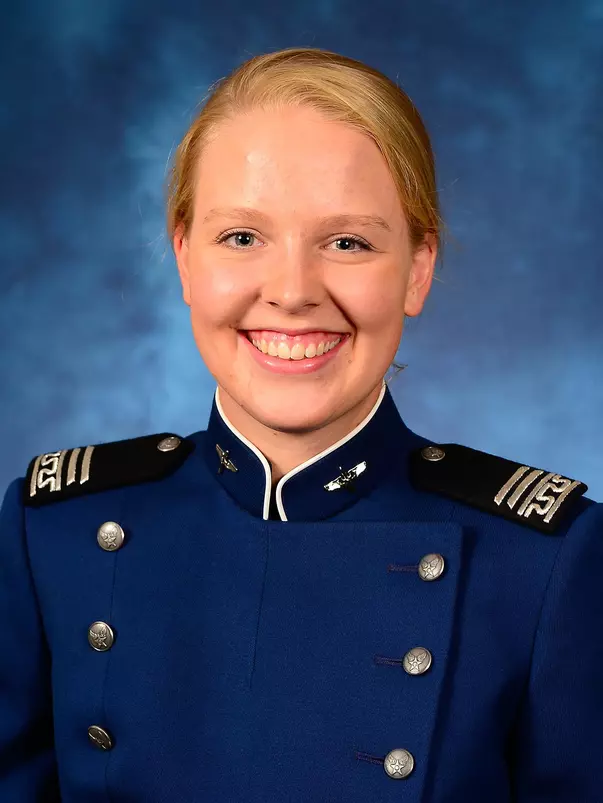 Elisabeth Brechbuhl Headshot