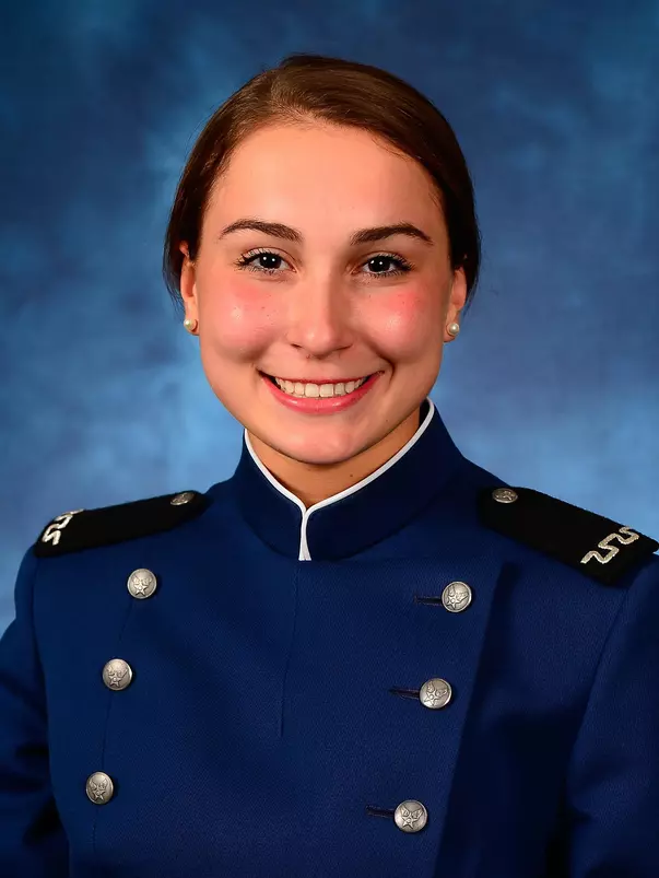 Dia Gawronski Headshot