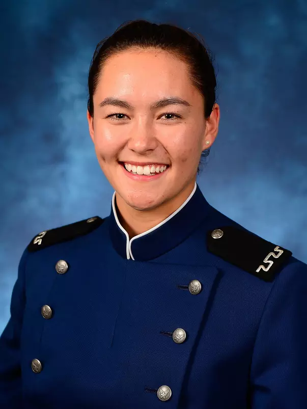 Krystal Irwin Headshot