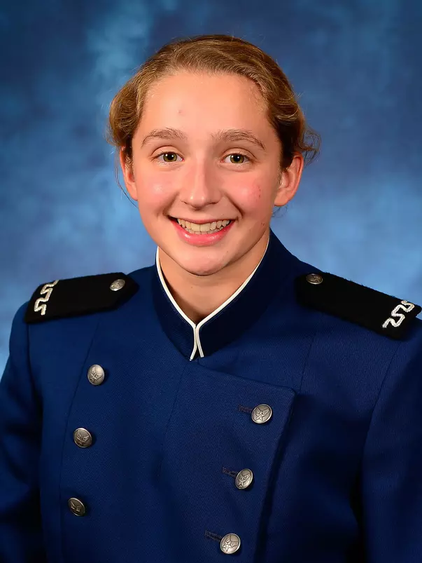 Abbie Loesch Headshot