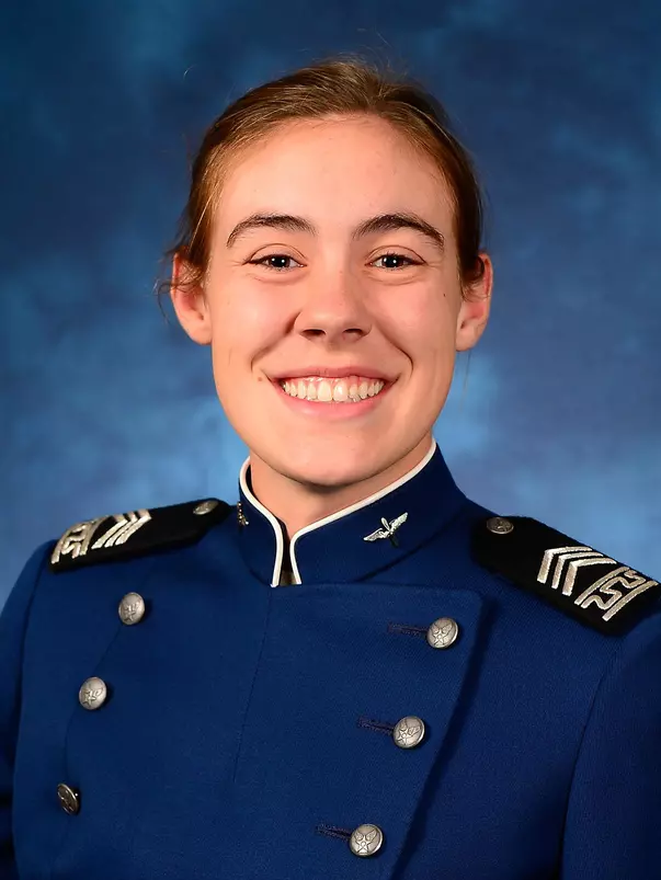 Heidi Schellin Headshot