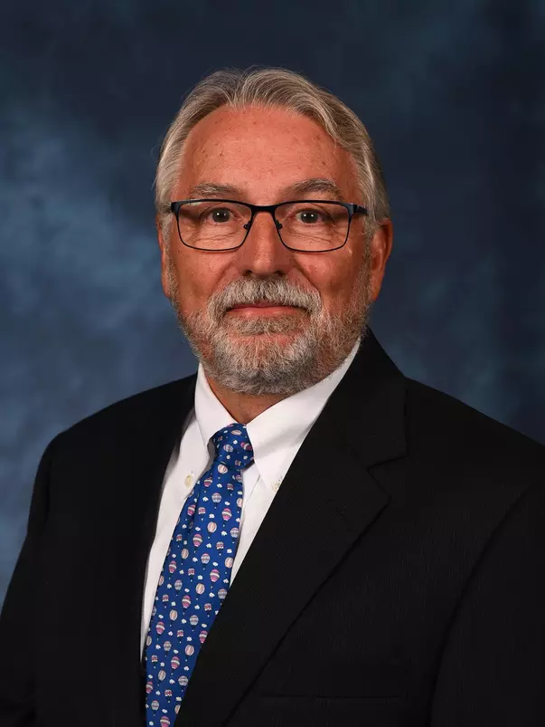 Stan Curnow Headshot