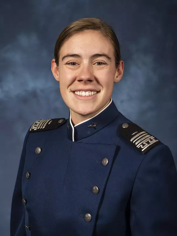 Heidi Schellin Headshot