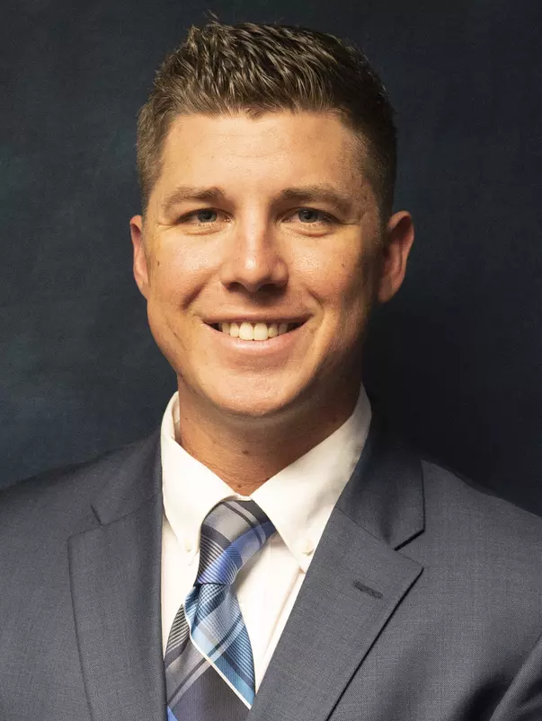 Steve Serratore Headshot