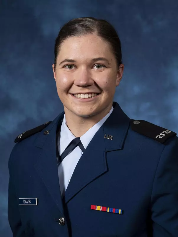 Sydney Davis Headshot