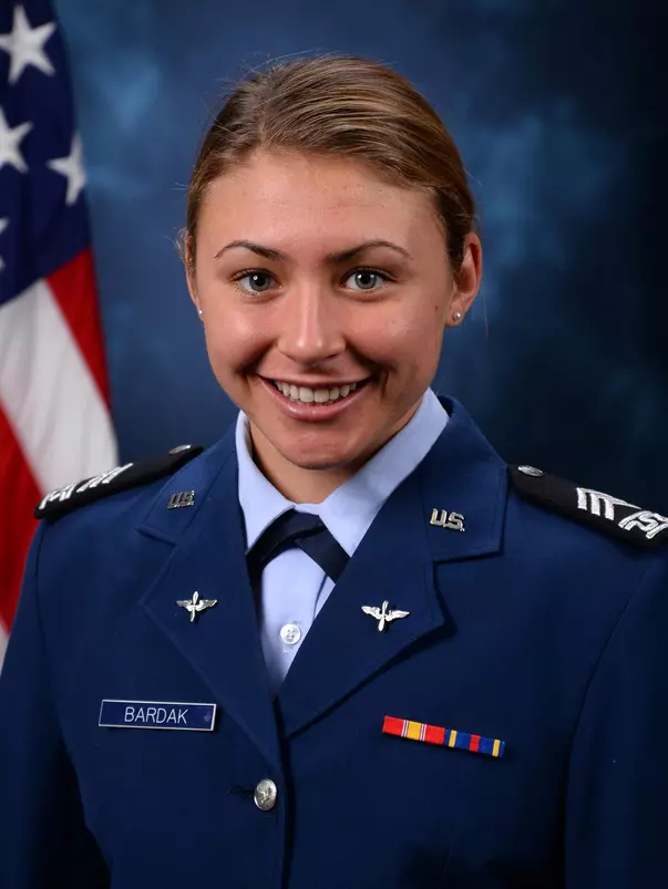 Emily Bardak Headshot