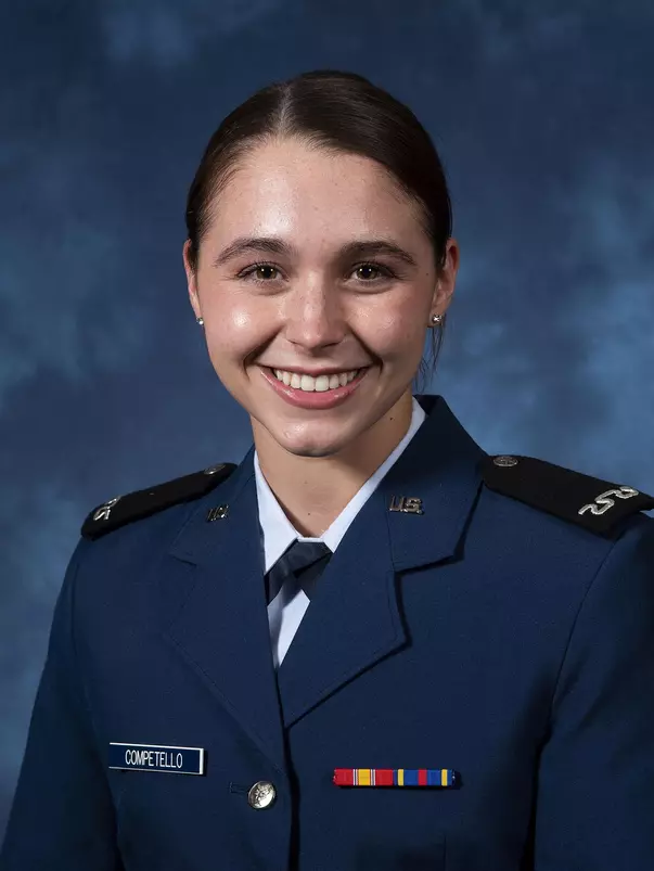 Madeline Competello Headshot