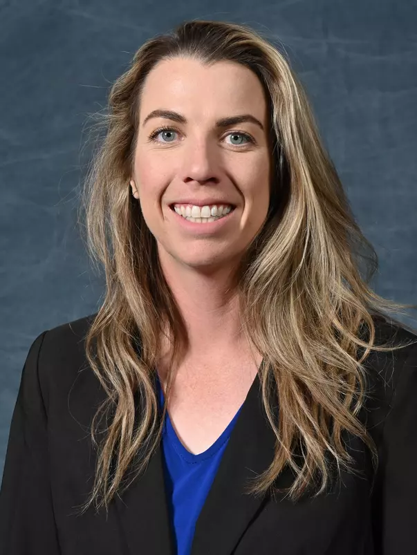 Taylor Hollander Headshot 2023