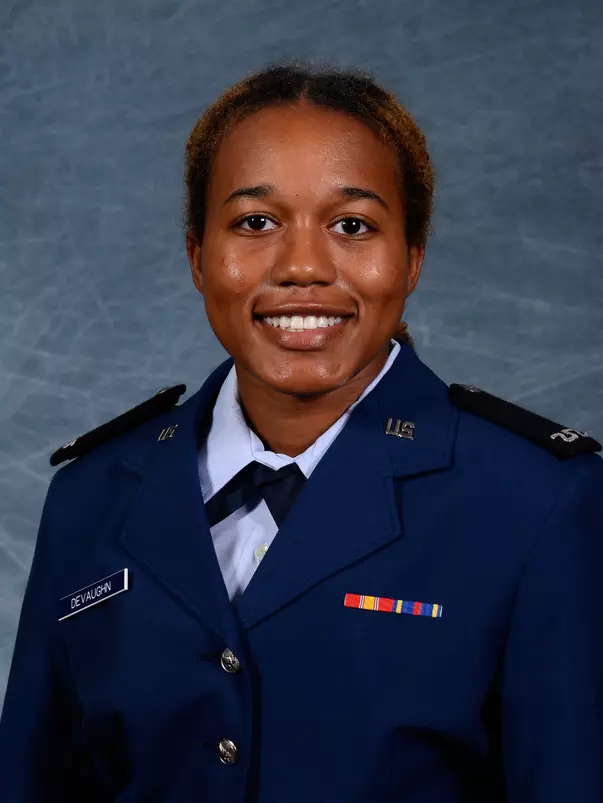 Jordyn Devaughn Headshot 2023-24