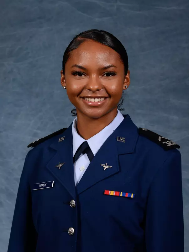 Milahnie Perry Headshot 2023-24