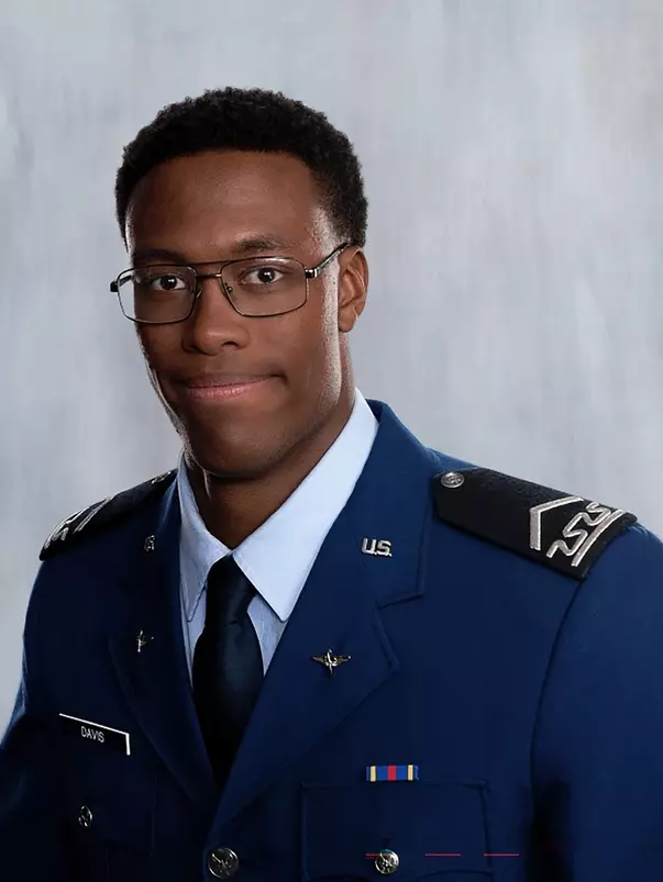 Jalen Davis head shot