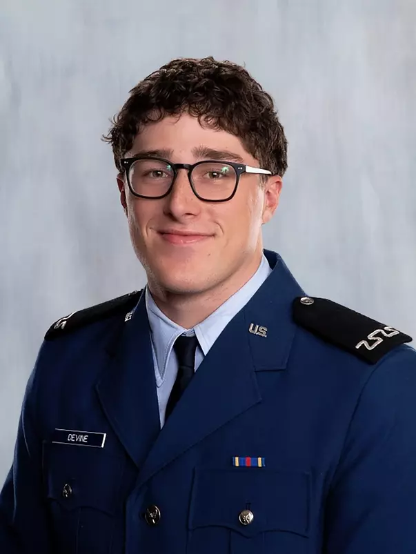 Cullen Devin head shot