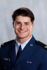 Evan Medders head shot