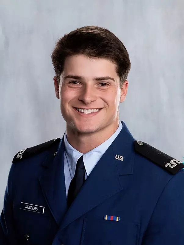 Evan Medders head shot
