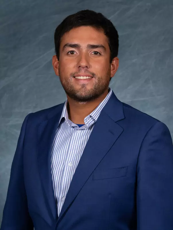 Juan Ramirez Headshot