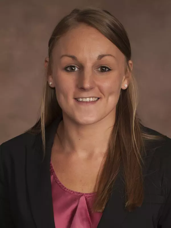 Bri Strecker headshot