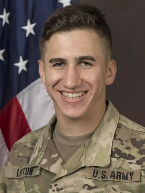 Kyle Lipton Headshot