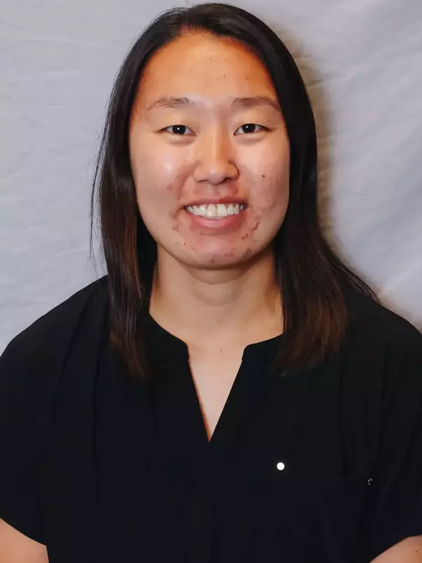 Volunteer Assistant Coach Carrie Reilly Headshot