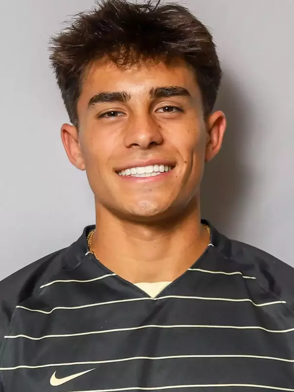 #2 Kasem Minzey Headshot with soccer uniform on.