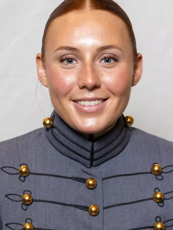 Mallie Herb 2027 Headshot