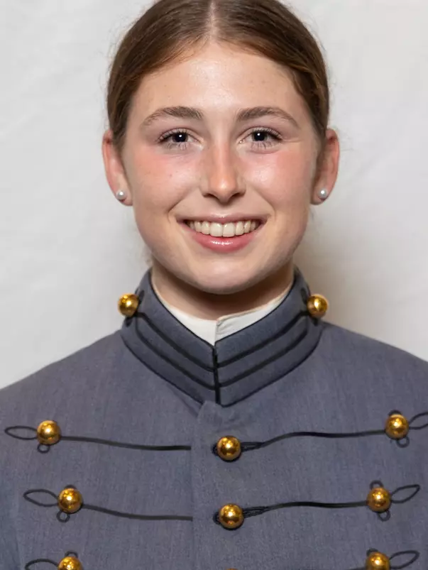 Thais Jackson 2027 Headshot