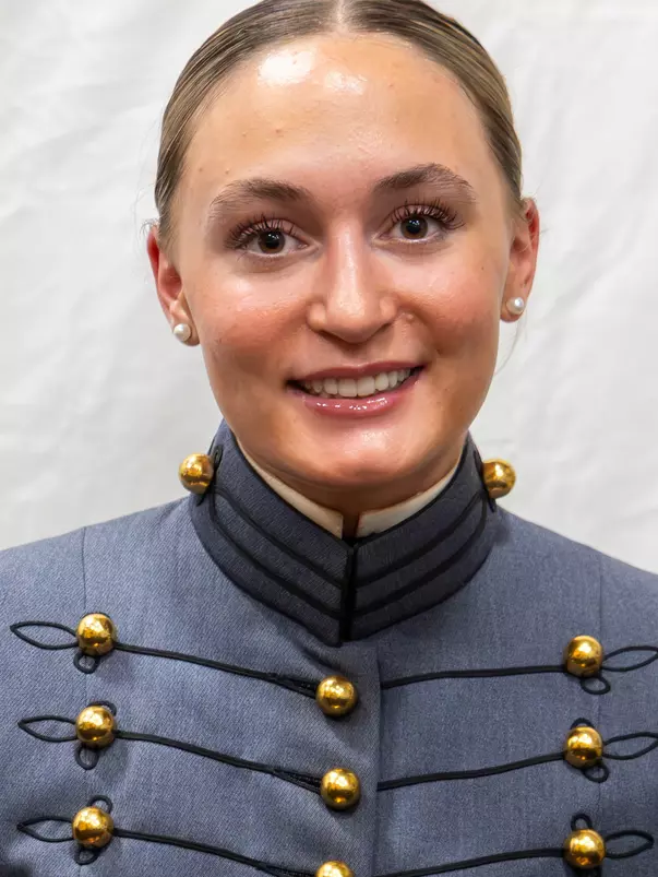Tessa McCollester 2027 Headshot