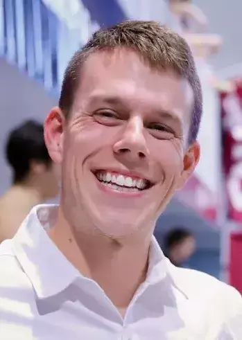 Noah Hensley Headshot