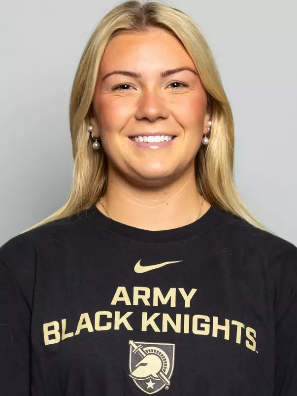 Olivia Lacy 2026 Headshot Equipment Manager