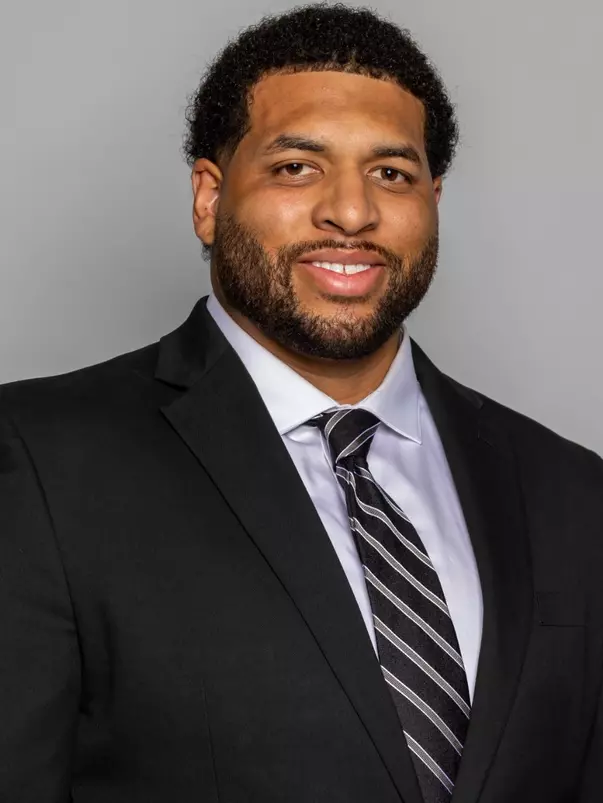 Staff Army Headshot 2026 Akil Gibson