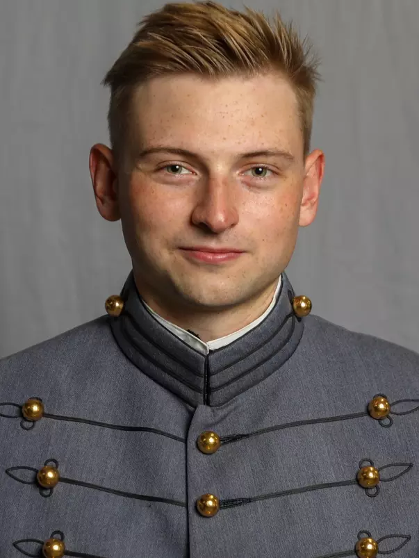 Nik Hong has his 2026-27 headshot photo taken.
