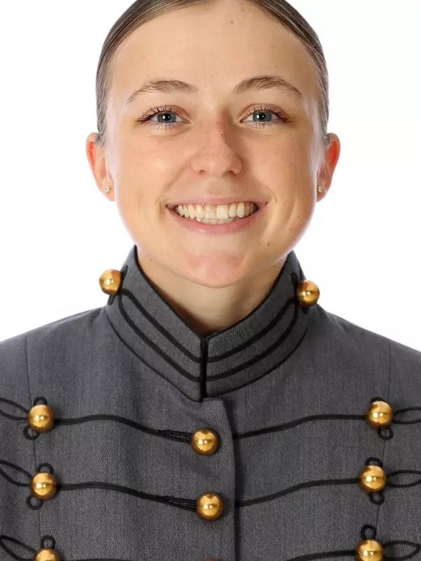 Sarah Mohr Headshot 2026-27
