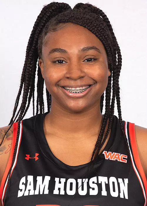 Deondra Young 2021 Headshot