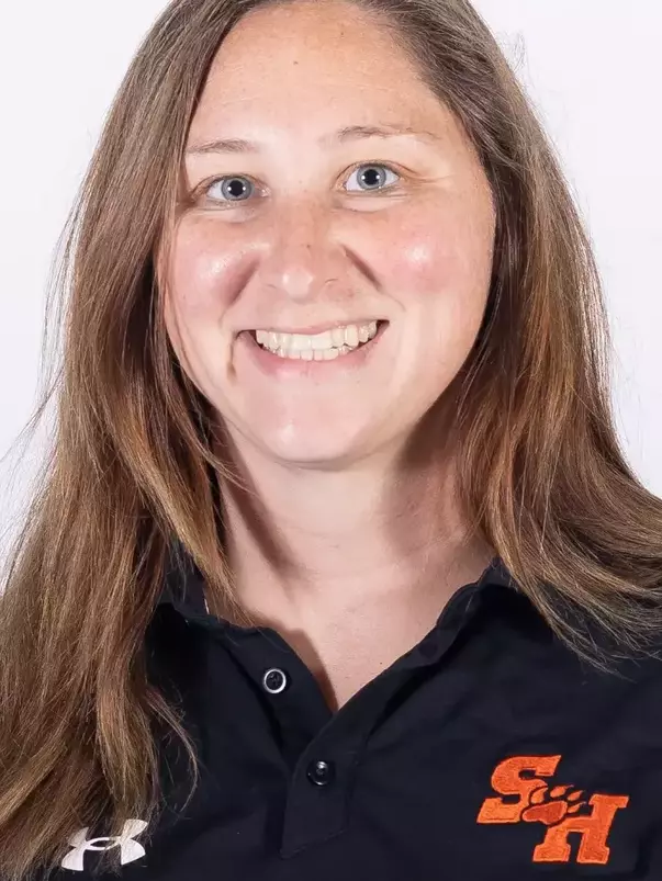 Amanda Rathbun 2024 head shot