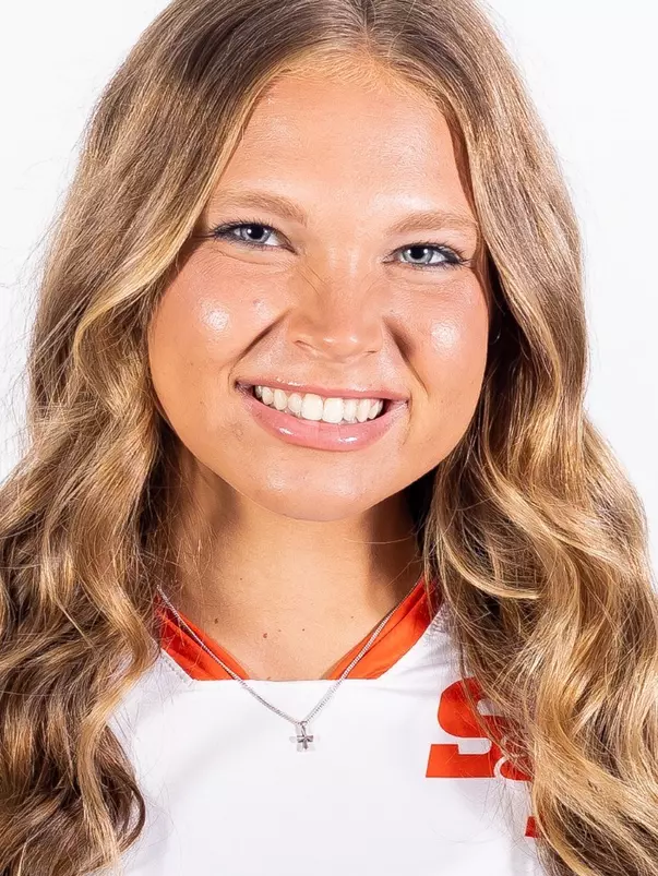 Dana Hanson 2024 head shot