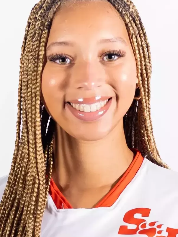 Savannah Knight 2024 head shot