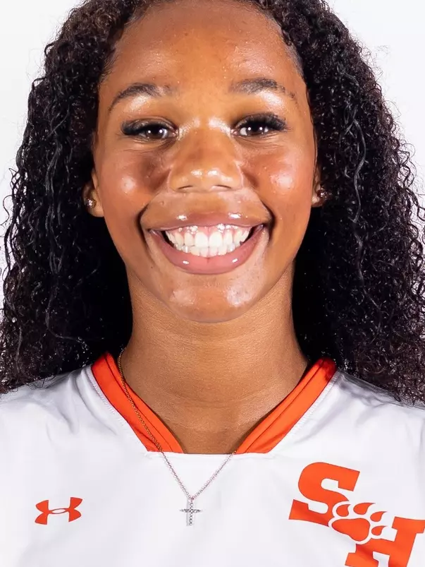 Solae Young 2024 head shot