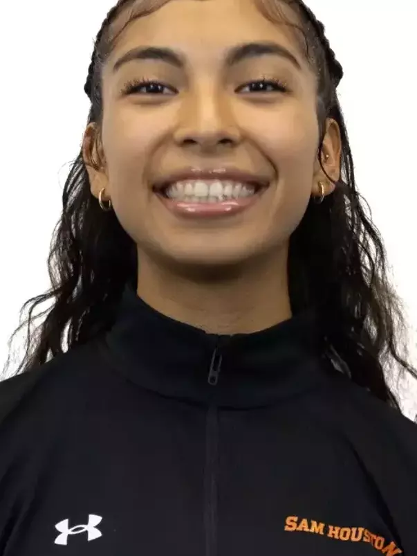Ellie Galan 2024-25 head shot