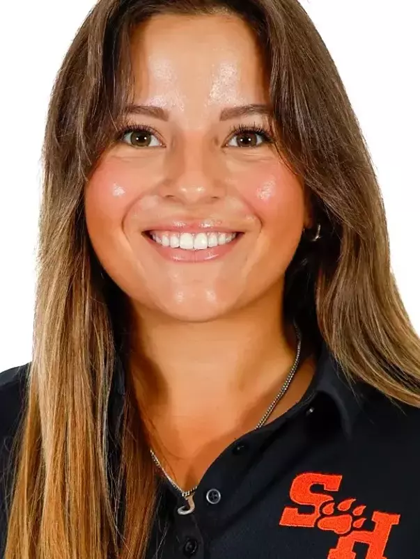 Julia Sosa 2024-25 Head Shot